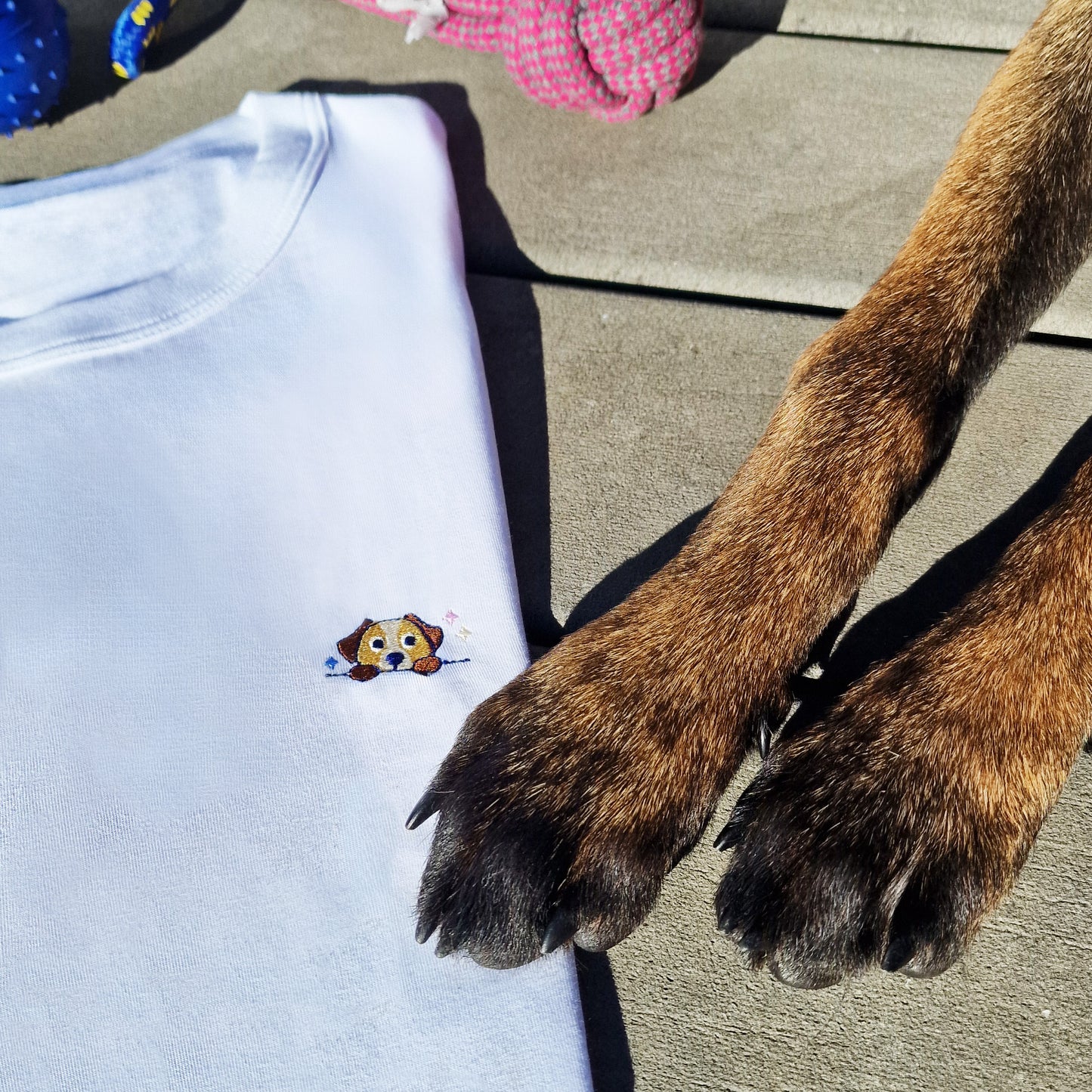 T-shirt brodé - Chien