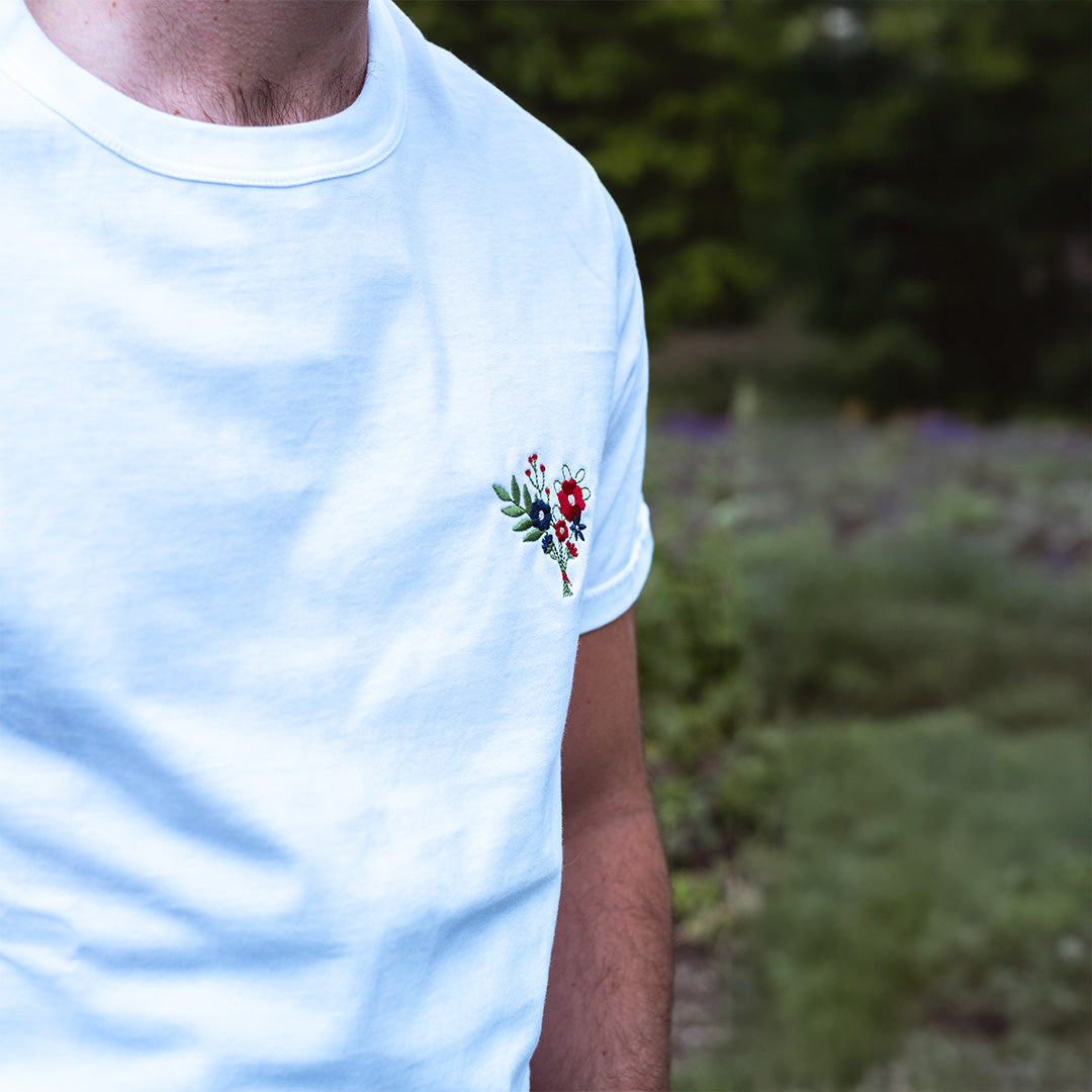 T-shirt brodé - L'Élégant